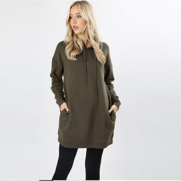 Tops - Oversized Hoodie in OLIVE 13001